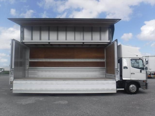 Hino RANGER 2018-03 8331995-26