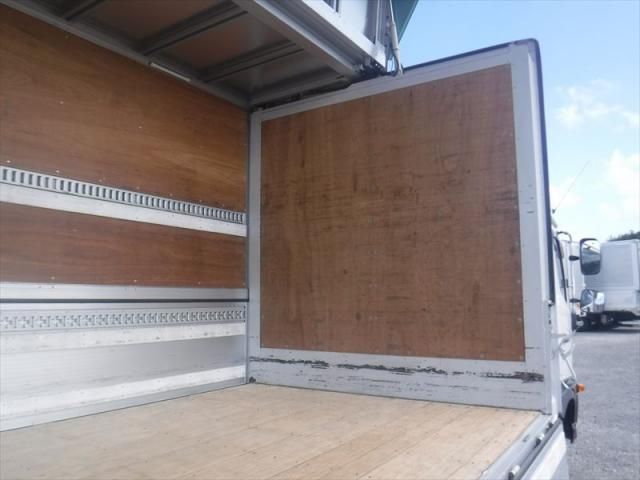 Hino RANGER 2018-03 8331995-27