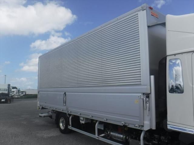 Hino RANGER 2018-03 8331995-7