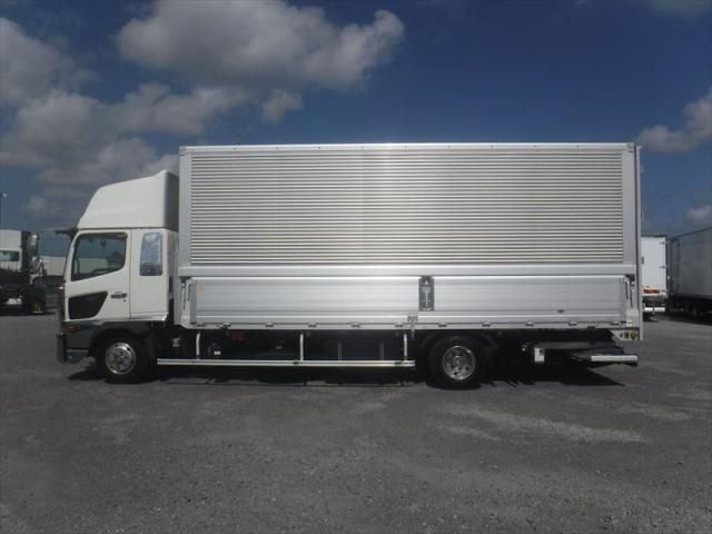 Hino RANGER 2018-03 8331995-8