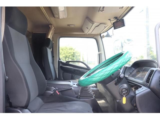 Hino RANGER 2014-03 8332023-13
