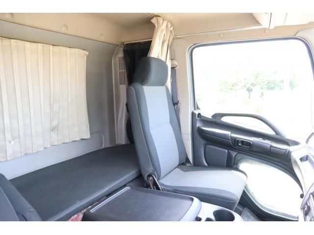 Hino RANGER 2014-03 8332023-15