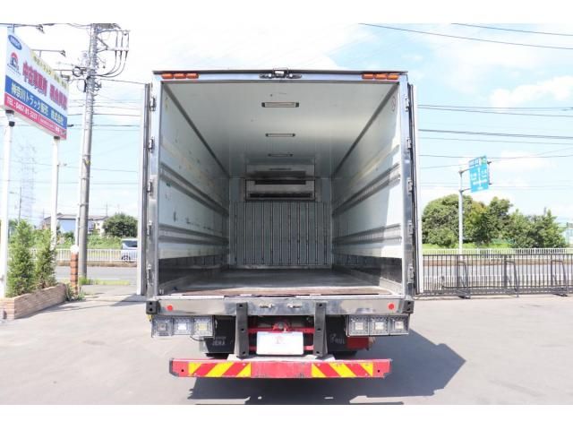 Hino RANGER 2014-03 8332023-6