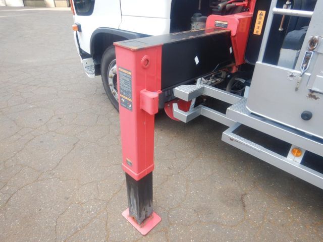 Hino RANGER 2013-06 8332012-29
