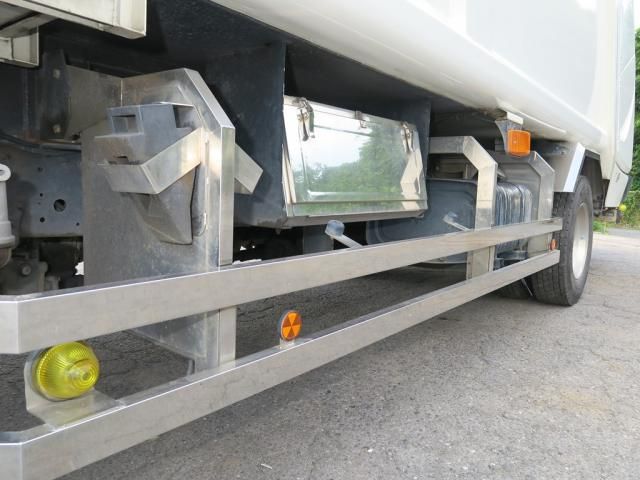 Hino RANGER 2016-07 8331997-17
