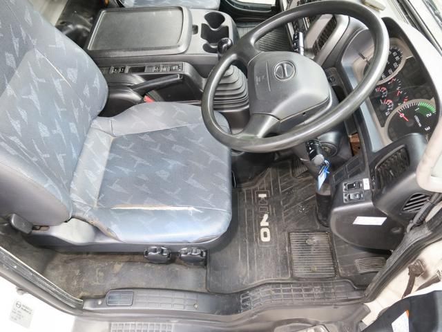 Hino RANGER 2016-07 8331997-29