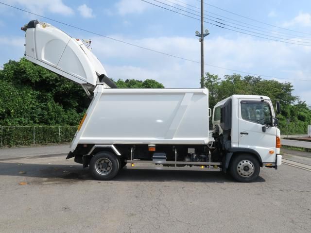 Hino RANGER 2016-07 8331997-7