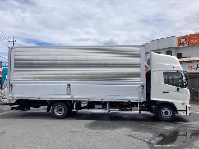 Hino RANGER 2025-10 8331991-7