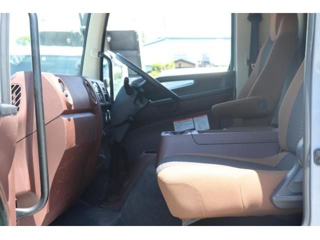 Hino RANGER 2018-10 8332009-16