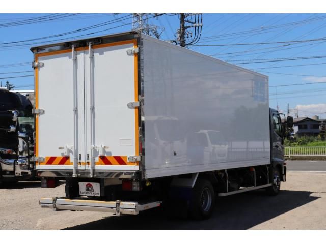 Hino RANGER 2018-10 8332009-3