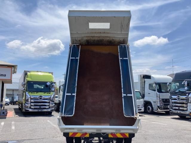 Hino RANGER 2021-08 8332010-9