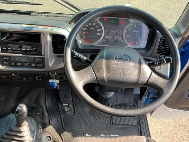 Hino RANGER 2011-03 8332019-20