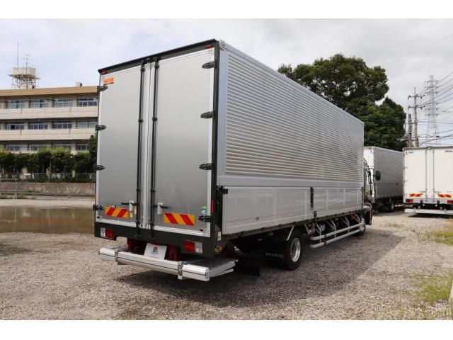 Hino RANGER 2019-06 8331993-4