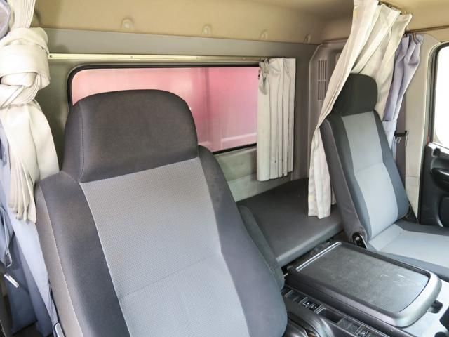 Hino RANGER 2014-08 8332000-27