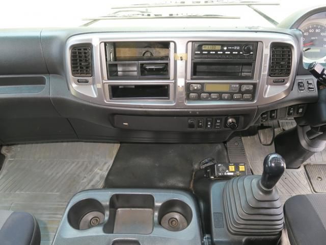 Hino RANGER 2014-08 8332000-29