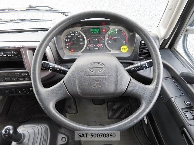 Hino RANGER 2014-02 8355462-17