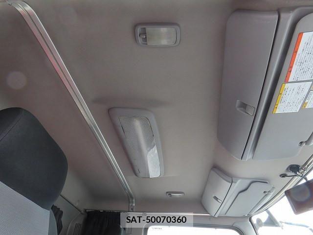 Hino RANGER 2014-02 8355462-23