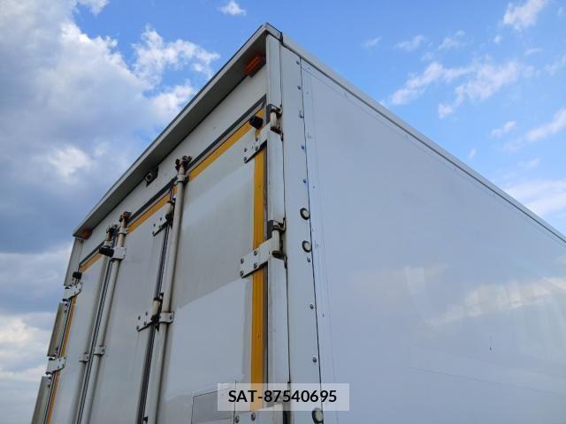 Hino RANGER 2016-01 8368307-23