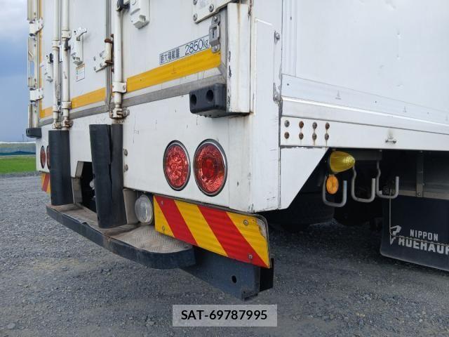 Hino RANGER 2016-01 8368305-21