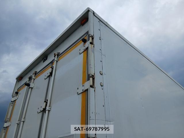 Hino RANGER 2016-01 8368305-23