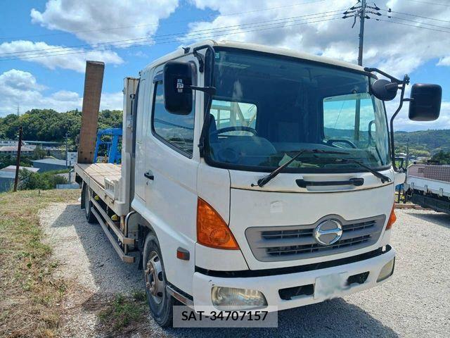 Hino RANGER 2006-09 8372104-0
