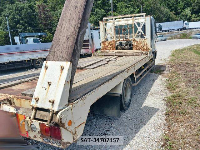 Hino RANGER 2006-09 8372104-3
