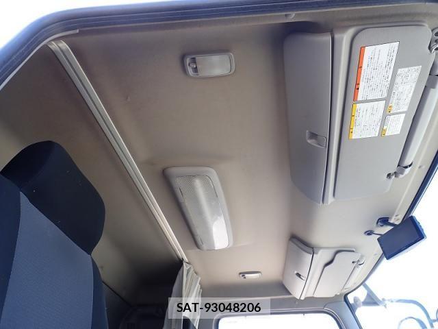 Hino RANGER 2017-05 8414650-13