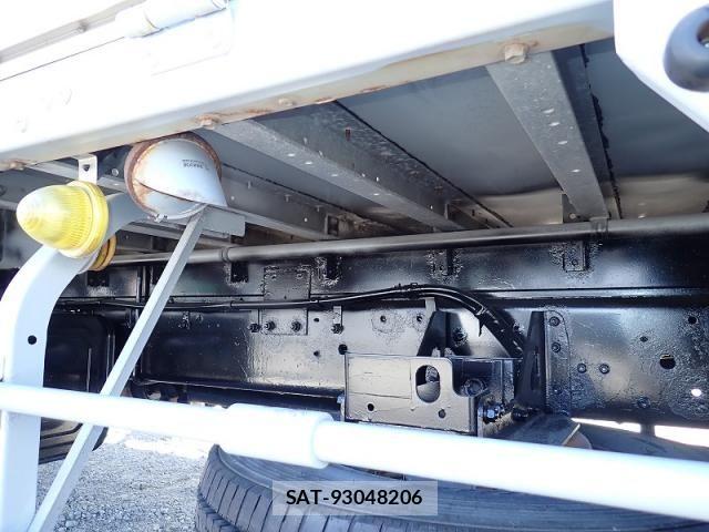 Hino RANGER 2017-05 8414650-18