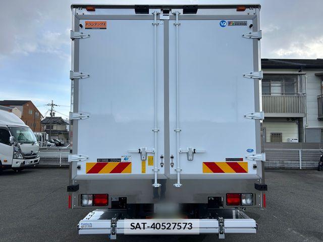 Hino RANGER 2025-10 8414646-7