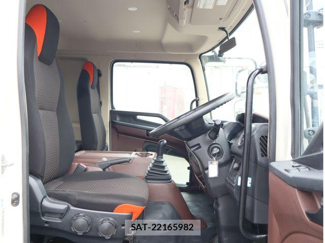 Hino RANGER 2018-03 8414648-22