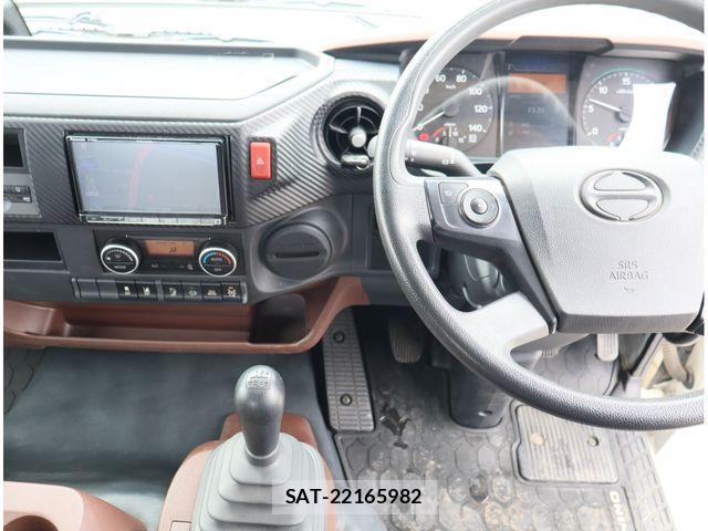 Hino RANGER 2018-03 8414648-23