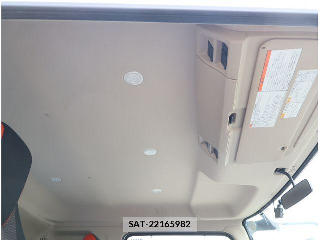 Hino RANGER 2018-03 8414648-25