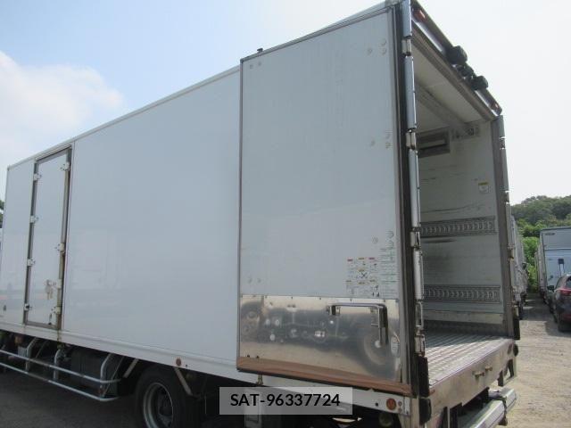 Hino RANGER 2018-01 8414656-15