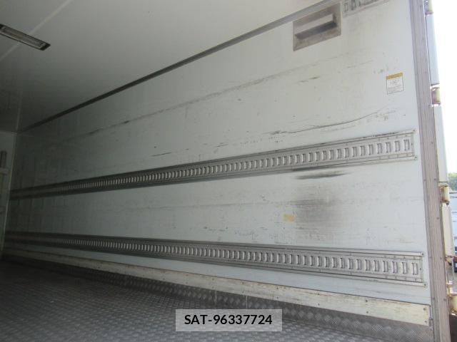 Hino RANGER 2018-01 8414656-23