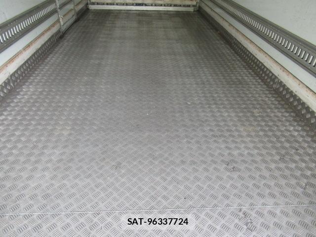 Hino RANGER 2018-01 8414656-28