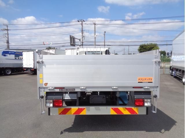 Hino RANGER 2025-10 8431822-4