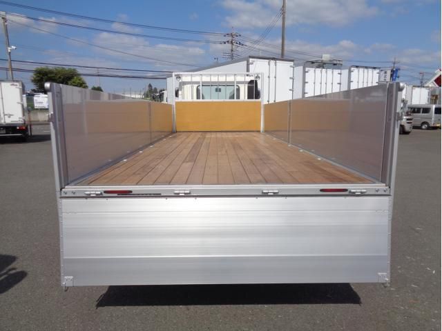Hino RANGER 2025-10 8431822-5