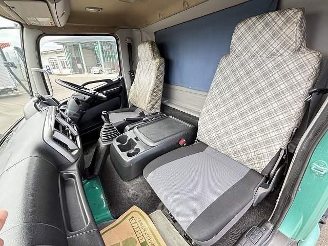Hino RANGER 2011-03 8431823-18