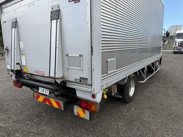 Hino RANGER 2015-01 8431824-28