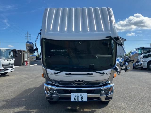 Hino RANGER 2026-01 8431820-25