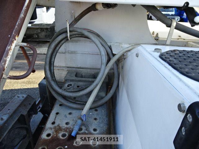 Hino RANGER 2011-04 8458274-13