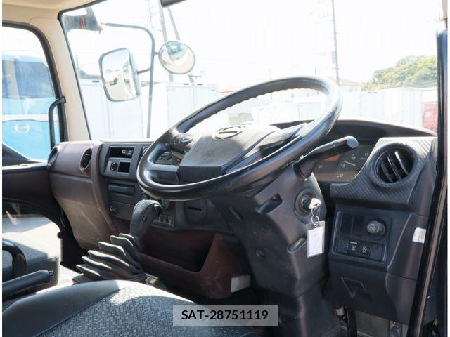 Hino RANGER 2017-12 8485999-20