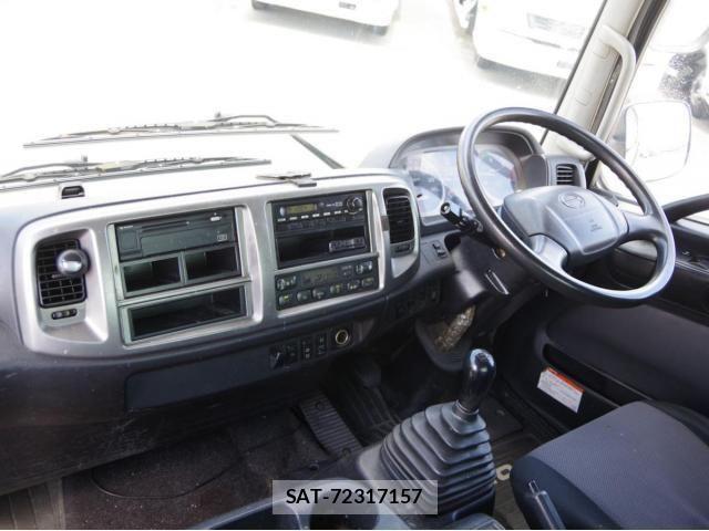 Hino RANGER 2013-05 8486003-25