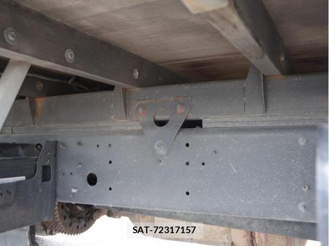 Hino RANGER 2013-05 8486003-5