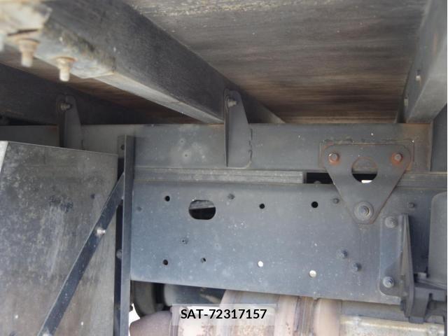 Hino RANGER 2013-05 8486003-7