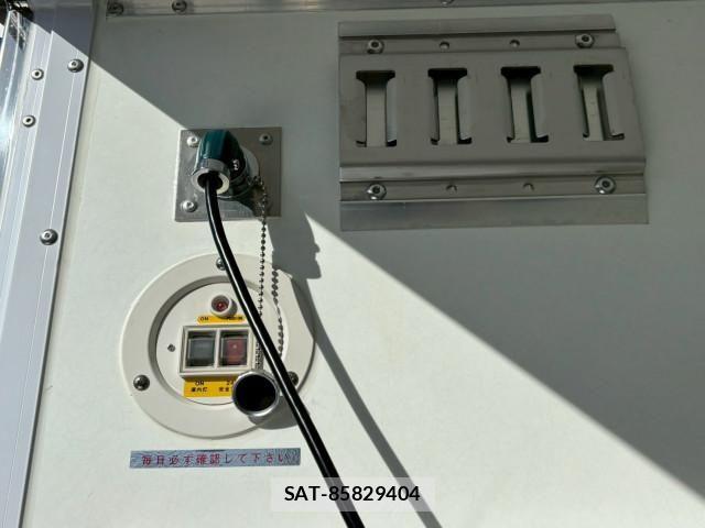 Hino RANGER 2025-07 8485985-17
