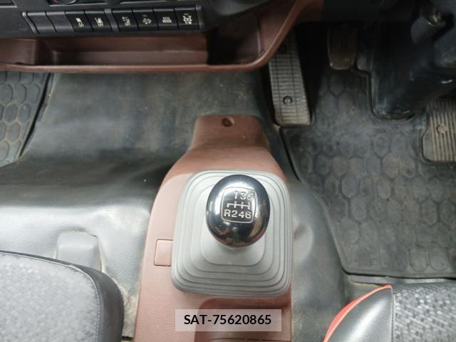 Hino RANGER 2018-11 8485997-25