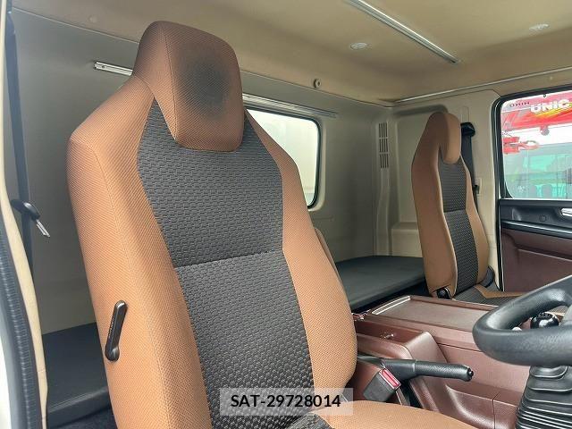 Hino RANGER 2018-11 8526896-18