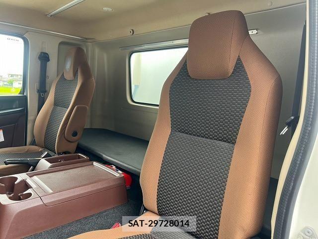 Hino RANGER 2018-11 8526896-22