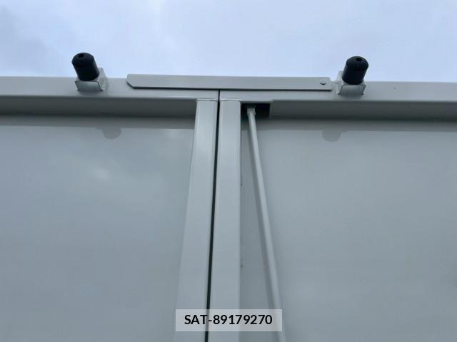Hino RANGER 2023-05 8526887-13